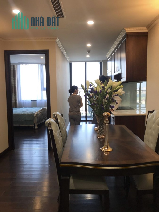 Bán chung cư cao cấp HC Golder City 319, phố Hồng Tiến, căn góc 2 ngủ full nội thất, giá chỉ 3.2 tỷ