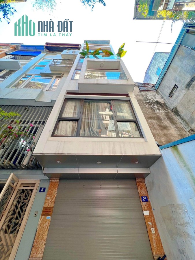 Cần bán gấp nhà ngõ 132 Nguyễn Xiễn 60m2 nhà đẹp thang máy gara phân lô vỉa hè kinh doanh