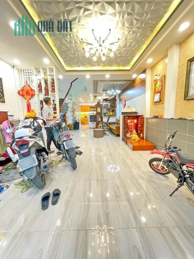 Bán Nhà Khu Kiểu Đàm - 3 Tầng Full Nội Thất Đẹp - Trung Tâm Quận 7 - Giá Chỉ 10 Tỷ Hơn