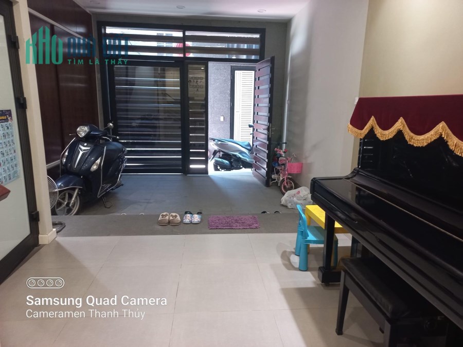 Bán nhà phố Bùi Xương Trạch- Thanh Xuân- Gần ô tô- Nhà đẹp- Tặng full nội thất- Ở ngay- An sinh đỉnh