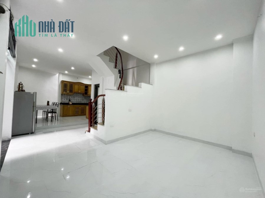 NGUYỄN KHÁNH TOÀN - 52M2, 5 TẦNG, 5,1 TỶ (SIÊU RẺ), VÀI BƯỚC RA ĐƯỜNG LỚN