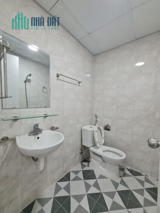 BÁN NHÀ SIÊU PHẨM TRẦN QUỐC VƯỢNG CẦU GIẤY CHỈ 76TR/M2