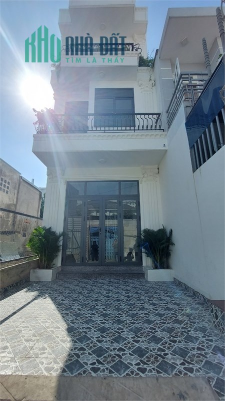 Bán Nhà HXH Trường Thọ, Thủ Đức, 80 m2, 3 Tầng, Ngộp Bank Nhỉnh 6 Tỷ