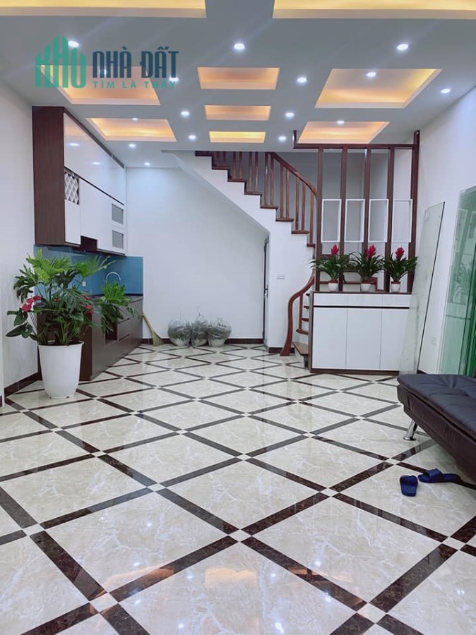 CHÍNH CHỦ CẦN BÁN NHÀ PHẠM NGỌC THẠCH CHỈ  4 TỶ KHÔNG MÔI GIỚI