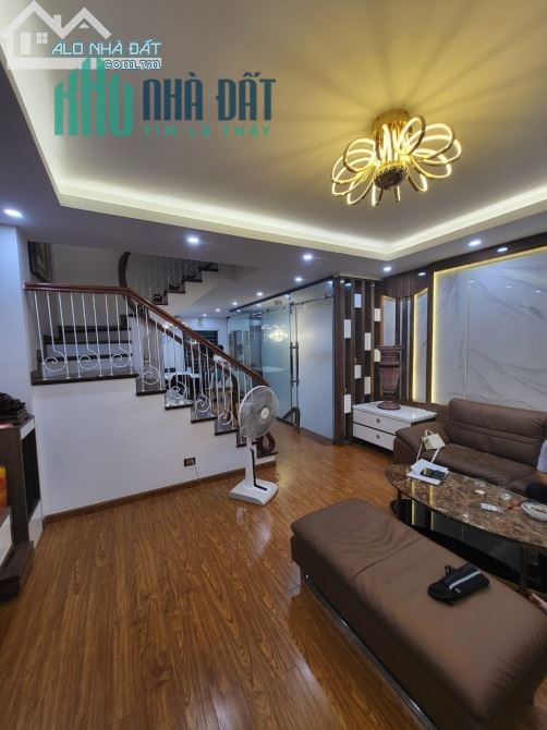 Lacasta, KĐT Văn Phú - 2 mặt tiền- Vỉa hè rộng - KD đỉnh : 80m2+4T+MT5m+16.6 tỷ