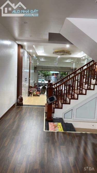 Liền kề Văn Phú, Hà Đông : 90m2+5T+MT4.5m+13.2 tỷ.