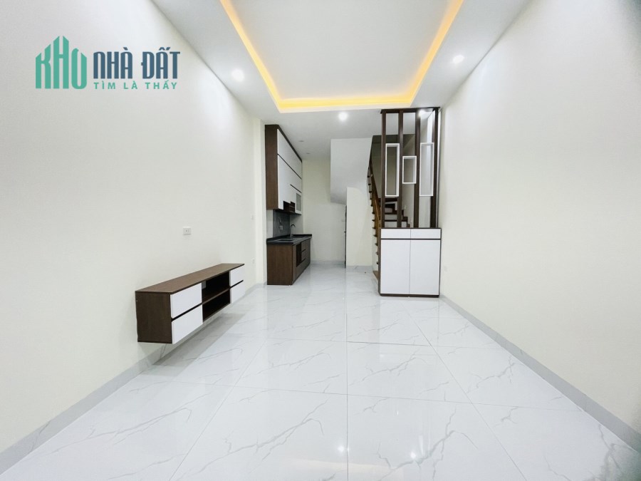 Bán nhà Đào Tấn, Ba Đình 35m2 5T 4.5 tỷ MỚI ĐẸP, Ô TÔ GẦN 091228365.