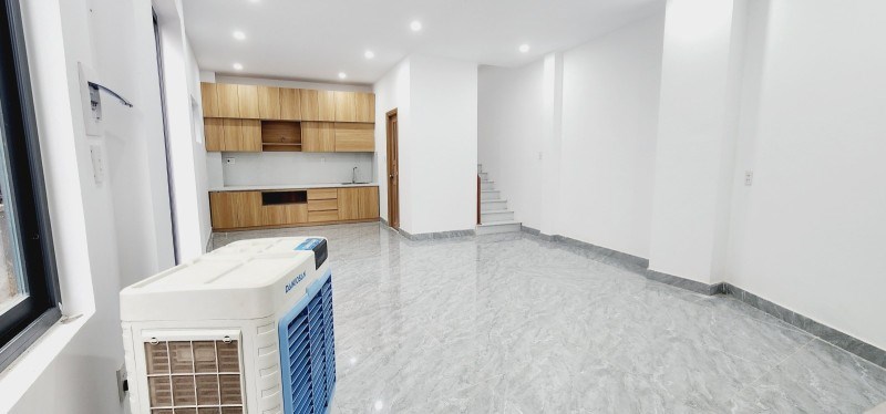 Nhà Trần Cao Vân 56m2, 2 tầng, mới đẹp, 2.15 tỷ