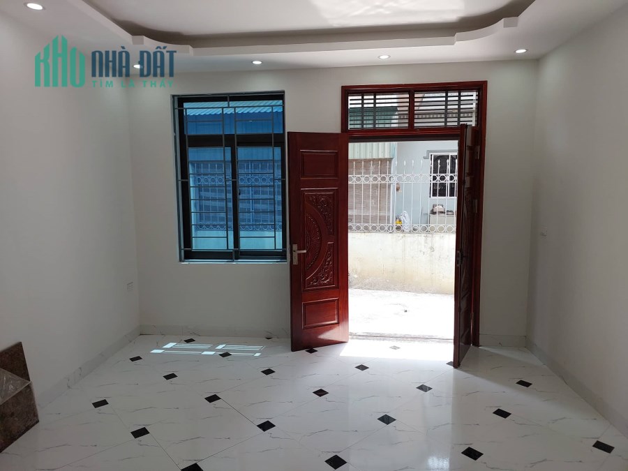Cực Hiếm, Bán gấp Nhà Ngãi Cầu, An Khánh, Hoài Đức, gần Ô tô, 35m 4 tầng Chỉ 2 tỷ