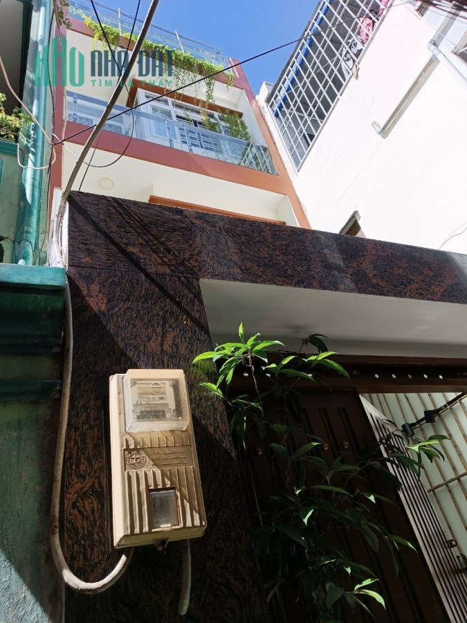 HẺM XE HƠI KIA MORNING TRẦN XUÂN SOẠN P TÂN HƯNG Q7
NGANG 4.2 X 20 M - 3 TẤM CÓ 68 TRIỆU M