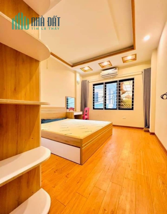 Bán nhà Trung Kính, Cầu Giấy dtsd 35m x 5T giá 6.6 tỷ, ô tô, kinh doanh vp