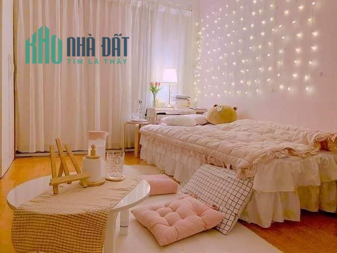 Bán nhà đẹp phố Bạch Hai Bà Trưng 32m2, giá 3.2 Kinh doanh sầm uất