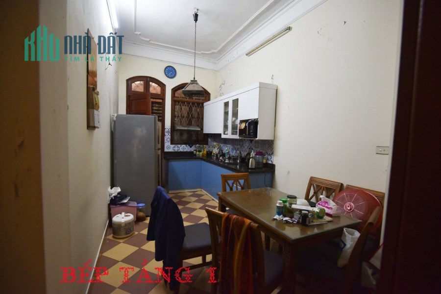 PHÂN LÔ VÍP CẦU GIẤY - Ô TÔ TRÁNH - Ở SƯỚNG-KINH DOANH ĐỈNH. 9,5 tỷ. 0934376396