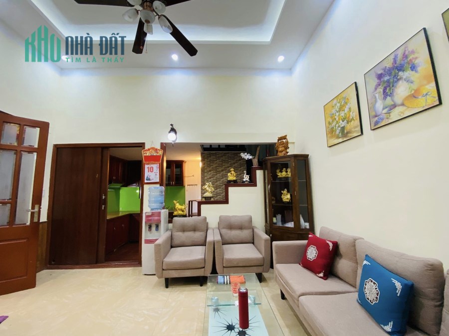Bán nhà quận Thanh Xuân phố Nguyễn Trãi 60m 4 tầng mặt tiền 4m ngõ thông nhà đẹp ở ngay nhỉnh 6 tỷ