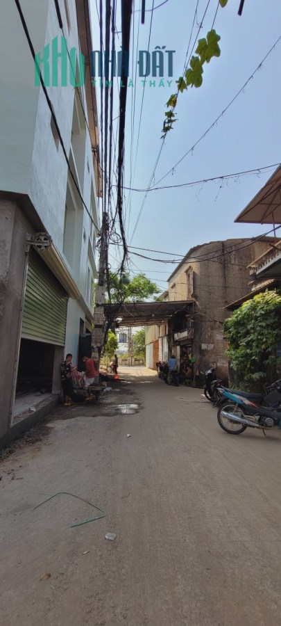 BÁN GẮP NHÀ GẦN QUANG TRUNG HÀ ĐÔNG 52M2 NHÀ CẤP 4, Ô TÔ LÙI VÀO NHÀ GIÁ CHỈ 4 TỶ.