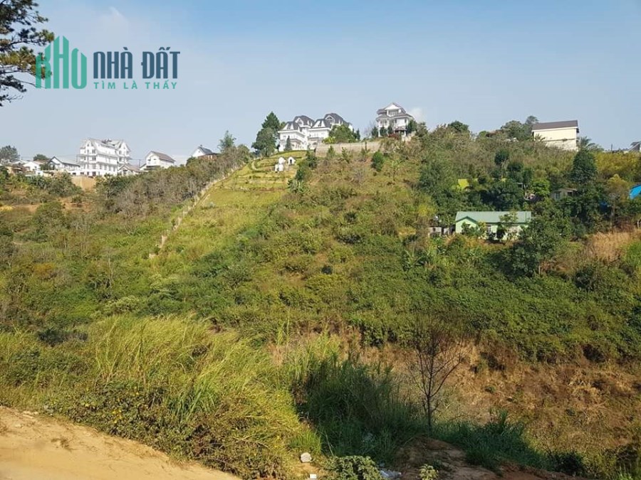 Kẹt vốn bán gấp đất nền Biệt Thự view đẹp đường Khe Sanh 650m2 giá chỉ 17.6 tỷ