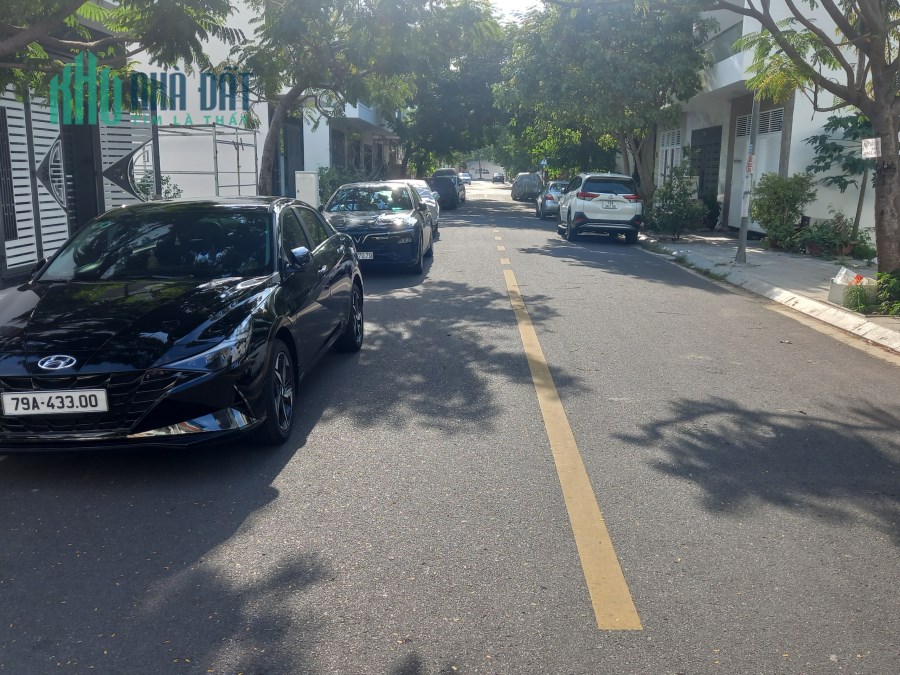CẦN BÁN ĐẤT MĂT TIỀN NHA TRANG, KHÁNH HÒA, DT 75M2, GIÁ 3 TỶ 650 TR - NHA TRANG