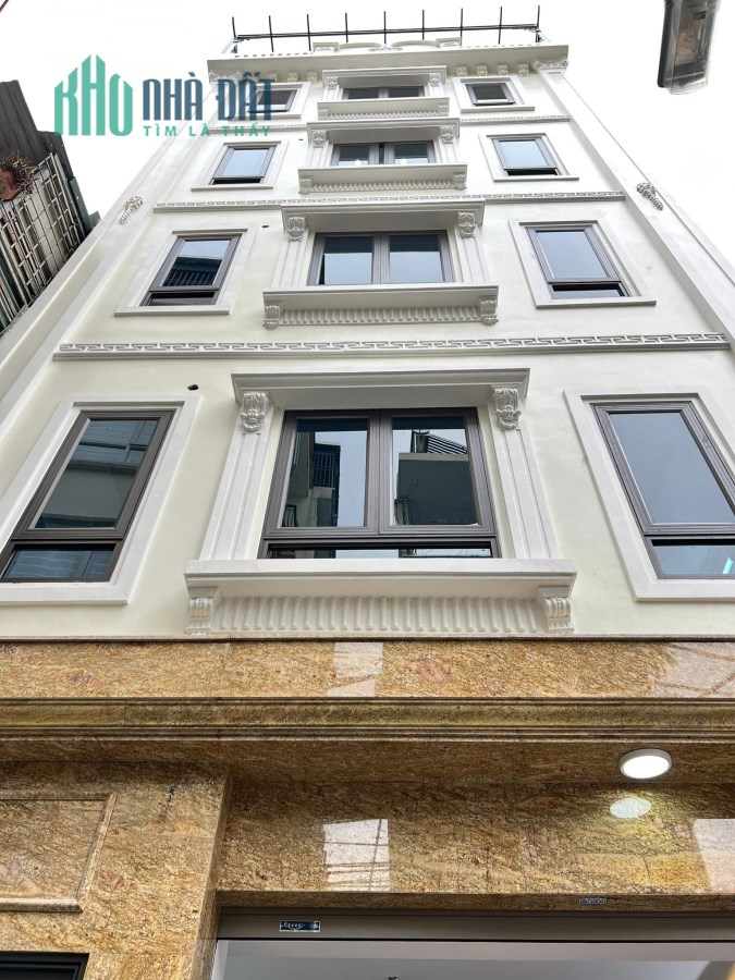 Nhà đẹp Vũ Tông Phan 50m2 mặt tiền 6.2m thang máy gara kinh doanh tặng nội thất