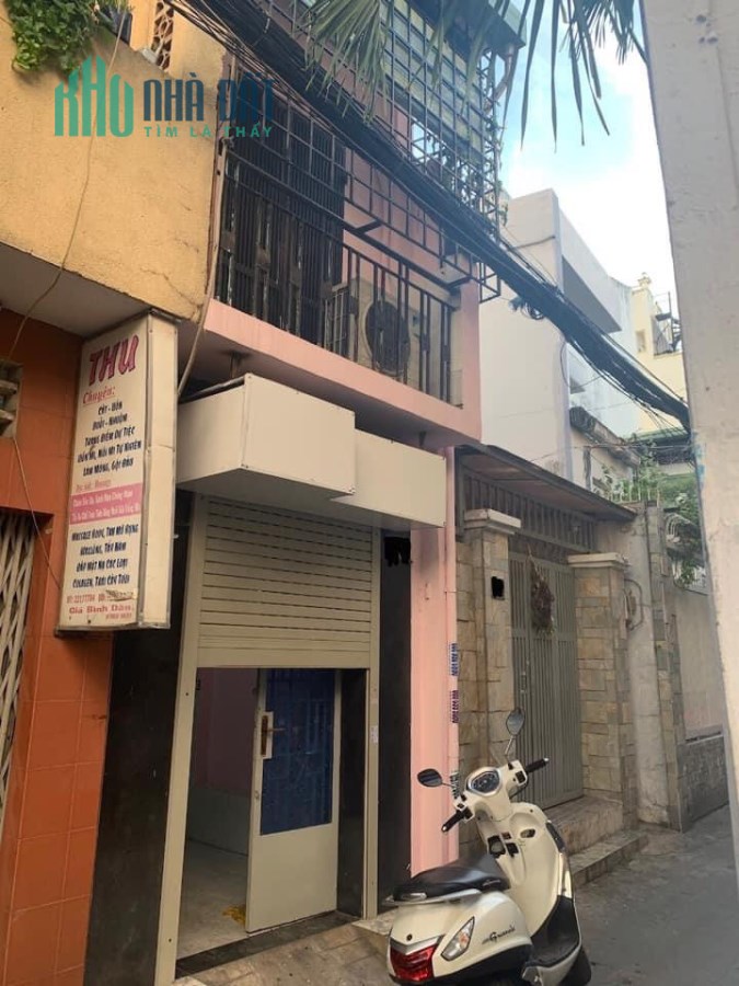 NHÀ TRUNG TÂM QUẬN PHÚ NHUẬN MẶT TIỀN HẺM THÔNG GIÁ CHỈ CÓ 2.1 TỶ.