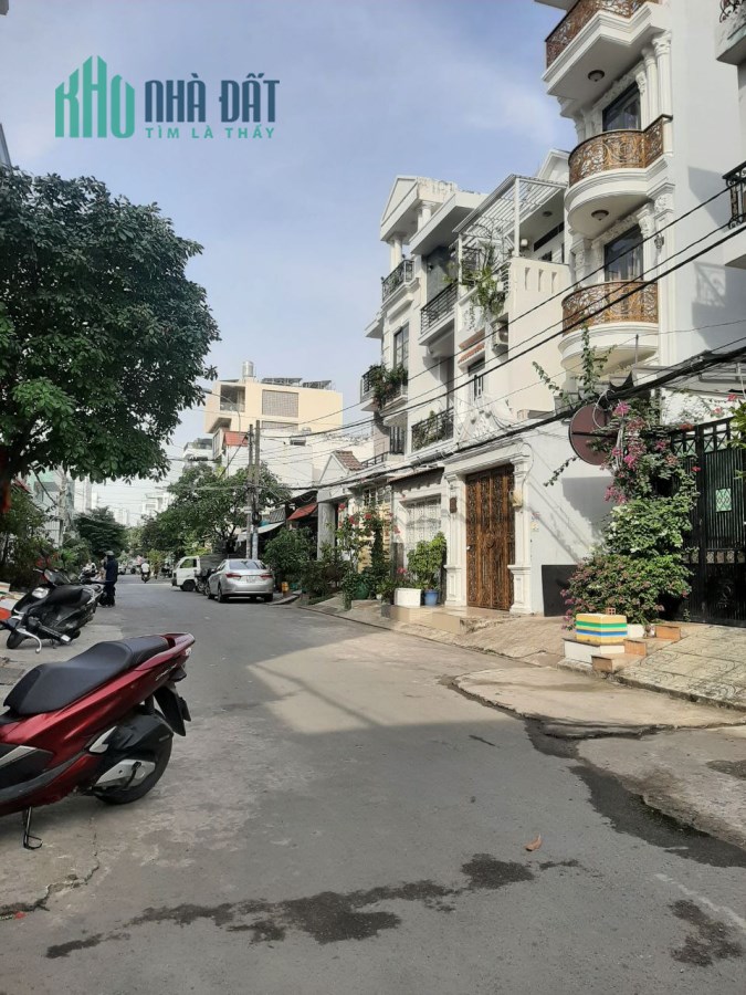 Nhà 3 Tầng, 150m2, Hẻm 2 Xe Tải Quay Đầu, Đường Số 47 Quận 7, Chỉ Nhỉnh 7 Tỷ.