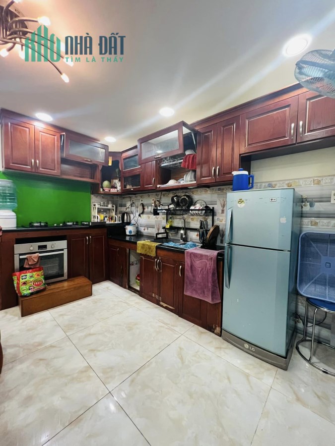 Bán gấp nhà Nguyễn Thị Thập, Quận 7,DT 55m2, 2 PN,  giá chỉ nhỉnh 6 tỷ