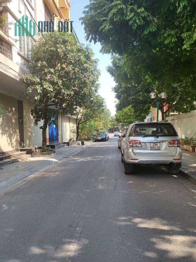 Trung tâm Hà Đông, Sát Quận uỷ, Phân Lô ô tô : 60m2, 6T, MT 6m, 11.6 tỷ