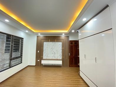 Bán nhà mới đẹp, Đào Tấn, Ba Đình,  42m, 5tầng ,  lô góc, 3 thoáng, giá 6 tỷ 3.