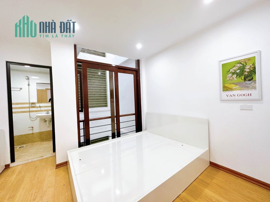 Cực Hiếm, Cần Bán gấp CCMN , Mỹ đình, Nam Từ Liêm 50m 5 tầng , Ô tô 10m chỉ 6,x tỷ