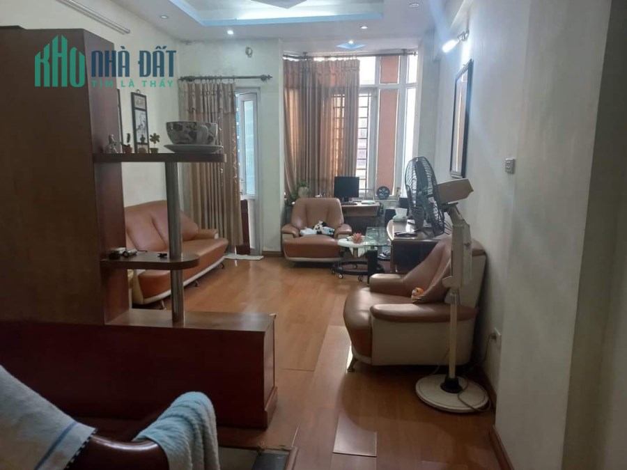 BÁN NHÀ TỨ LIÊN, GÀN OTO, DT 47m2, NHÀ 4 TẦNG, GIÁ 5.5TỶ