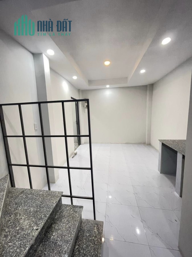 BÁN NHÀ 3 THÁNG 2, 26m2, 3.3 x 6.2, P14, Q10, 2.95 tỷ