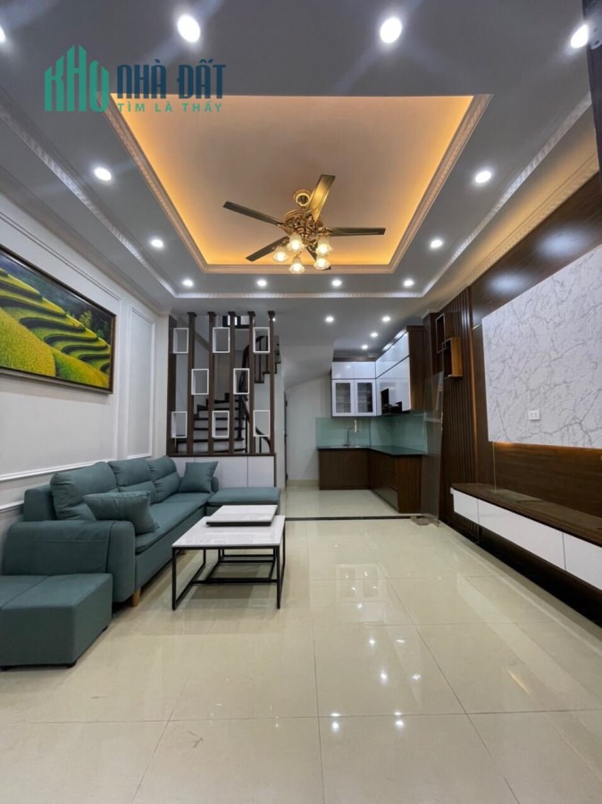Bán nhà siêu đẹp Võng Thị, Tây Hồ,  nhà đẹp  long lanh, 35m, 5 tầng, MT 4m, giá 4 tỷ 9.