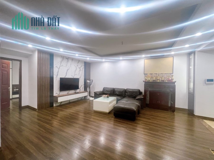 Cần bán gấp căn hộ thương mại chung cư The Vesta 70m2 full nội thất - nhà mới đón tết
