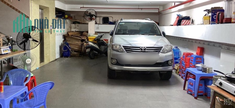Bán Toà Nhà HXH Ngay Chợ Tân Hương, DT; 8x21m, 1 hầm - 6 Tầng, 14.5 tỷ (TL)