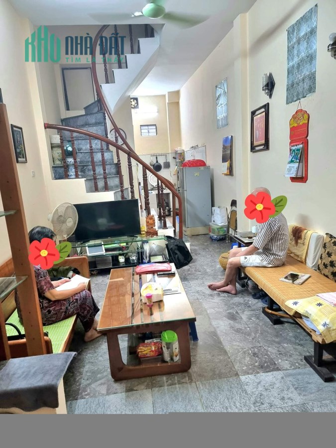 Bán nhà siêu đẹp, Văn Cao, Ba Đình, lô góc, 3 thoáng, 35m, 4 tầng, giá 3tỷ.