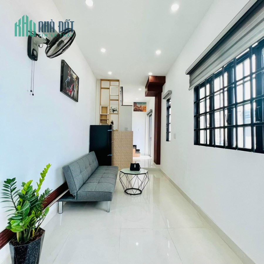 Trời trời, nhà 2 tầng hẻm xe hơi tới tận cửa, ở Quận Gò Vấp