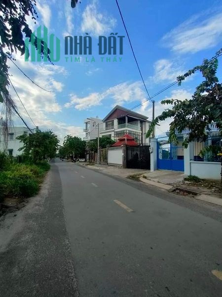 BÁN ĐẤT - HXH - NỞ HẬU - 260M2 - ĐƯỜNG TRƯƠNG THỊ NHƯ - HÓC MÔN. CHỈ 6 tỷ tặng nhà vườn