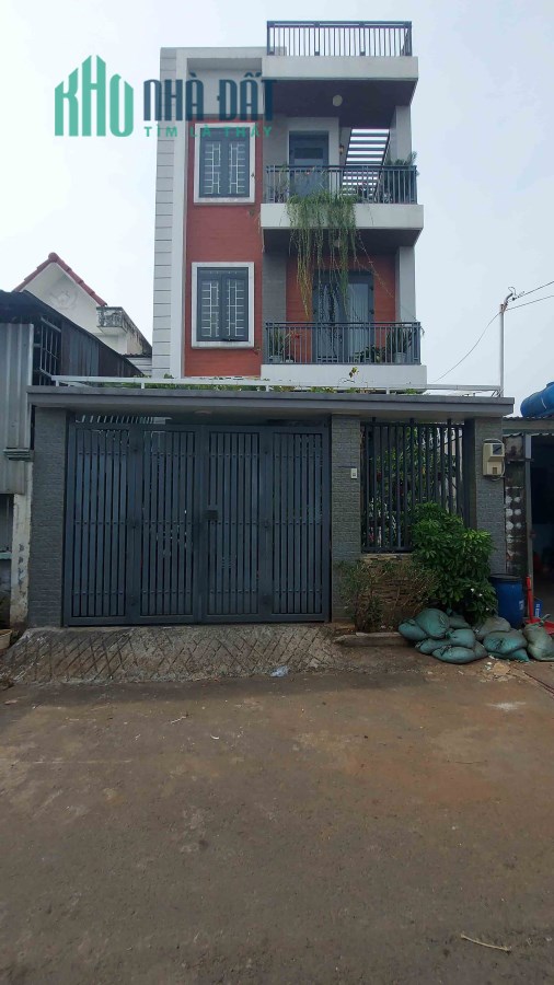 Bán nhà 71.5m2 Hẽm Xe Hơi 10m, Gần Mặt Tiền Thống Nhất Bình Thọ Thủ Đức Giá Rẻ.