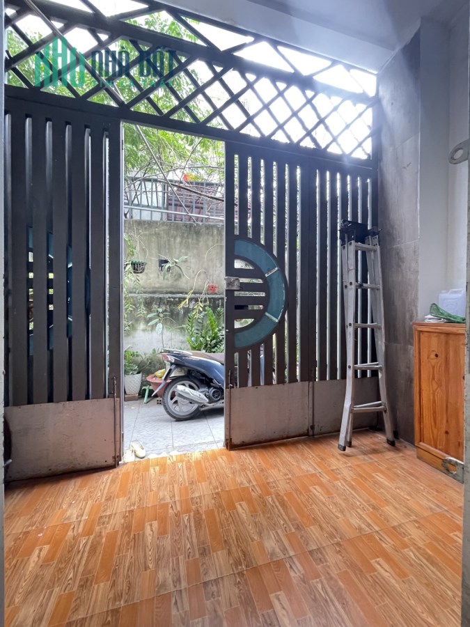Bán Nhà Quận 12  gần Mặt Tiền Đường Tân Thới Hiệp 13, 120M2, 3 Tầng BTCT Chỉ 3 Tỷ 770