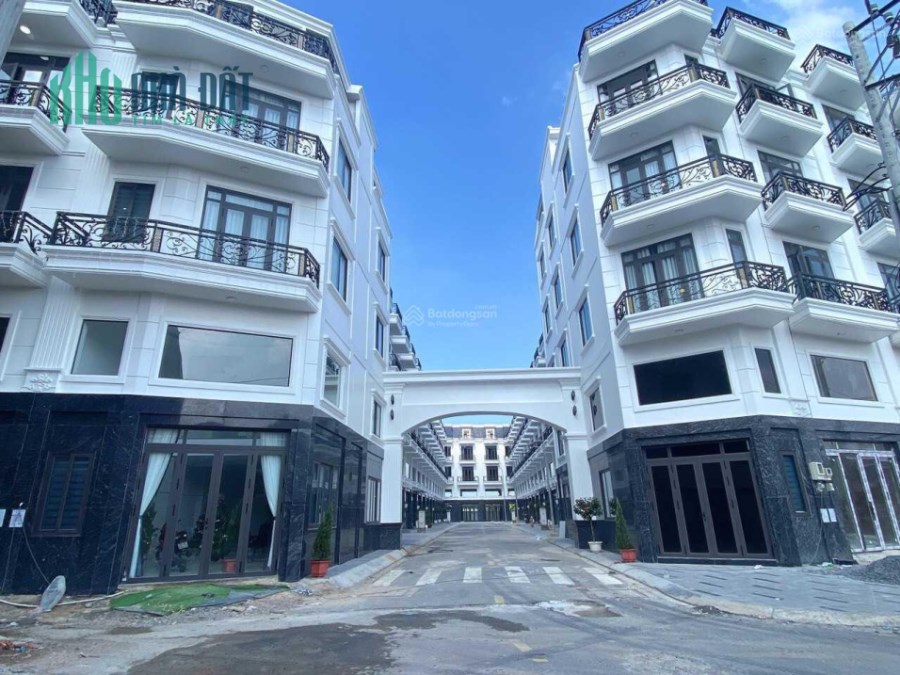 Bán nhà mới mặt tiền đường Tô Ngọc Vân,Thạnh Xuân Quận 12,SHR,đã hoàn công,thuận tiện kinh doanh