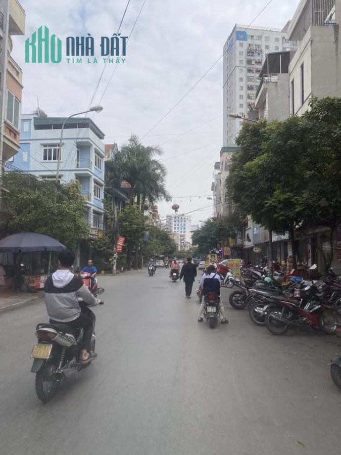 Bán nhà Ngô Thì Nhậm, Hà Đông, 125m2, mt8m, ô tô đường 10m, nhỉnh 17 tỷ