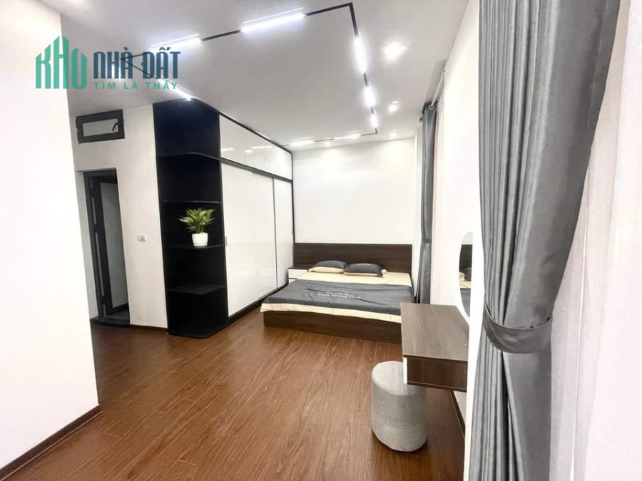 Bán nhà nhỏ xinh quận Hà Đông, diện tích 35m2, giá nhỉnh 3 tỷ.