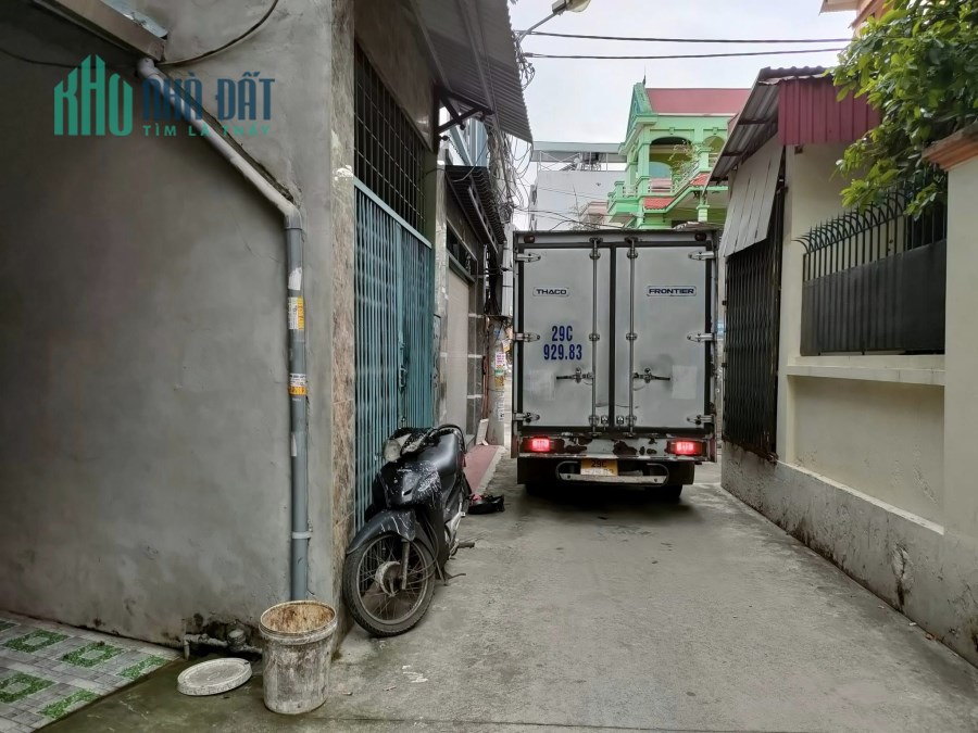 BÀN NHÀ PHỐ VĂN LA - HÀ ĐÔNG DT 65M2, 3 TẦNG, MT 4M. GIÁ NHỈNH HƠN 5 TỶ. ÔTÔ ĐỖ CỬA,  QUA NHÀ, VÀO