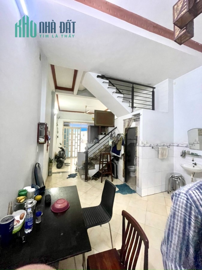 Bình Tân Sát Tân Phú  BHH A 44m2 hẻm xe tải 2 tầng giá 3tyxx