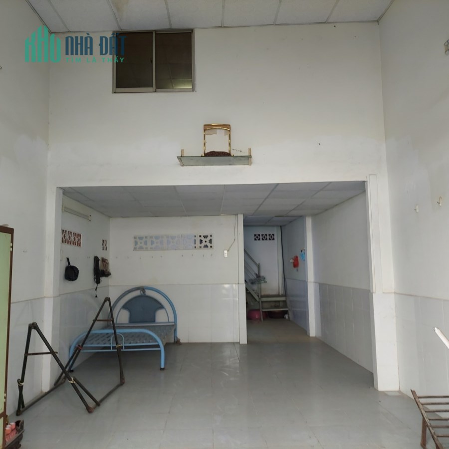 NGAY CHỢ BÌNH TRỊ ĐÔNG - CẠNH MẶT TIỀN - 45M2 - DƯỚI 3 TỶ GIÁ TỐT ĐẦU TƯ.