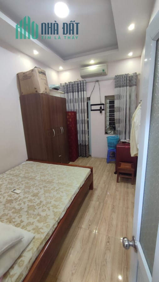ĐẸP Ở LUÔN, bán nhà vũ Trọng Phụng, SÁT PHỐ, 3PN, 27m2*4T giá 2.4tỷ.