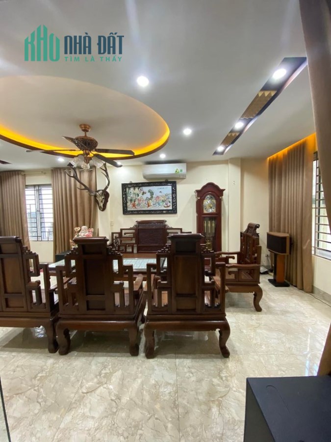 Bán nhà   siêu đẹp Đội Cấn, Ba Đình, 35m 5 tầng, giá 4 tỷ 5.