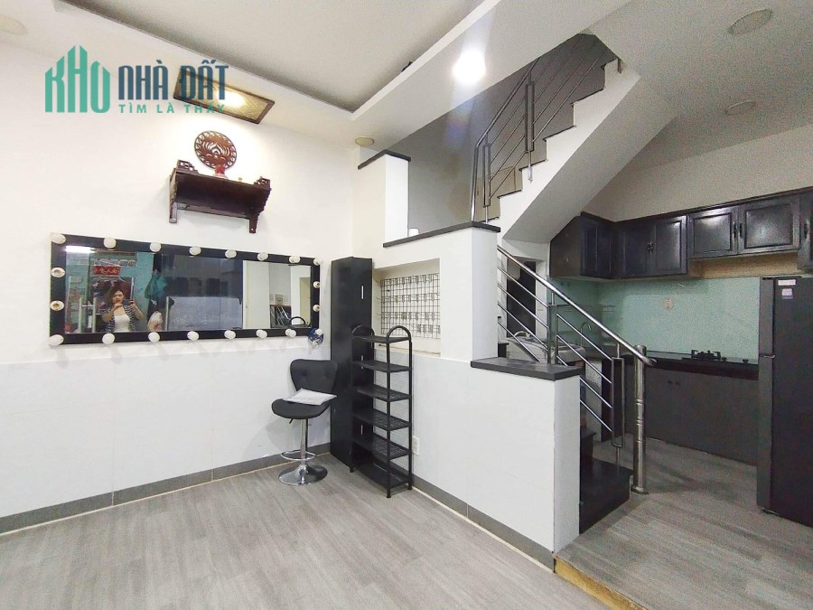 Bán nhà đường Nguyễn Huy Thông Gò Vấp, 60m2, 3PN, 2WC, 3 tỷ