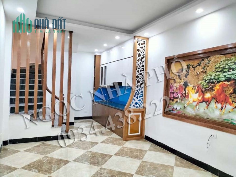 BÁN NHÀ ĐẸP KHƯƠNG ĐÌNH,GIÁ 4X TỶ ( có TL ), NHÀ ĐẸP SỔ VUÔNG VẮN