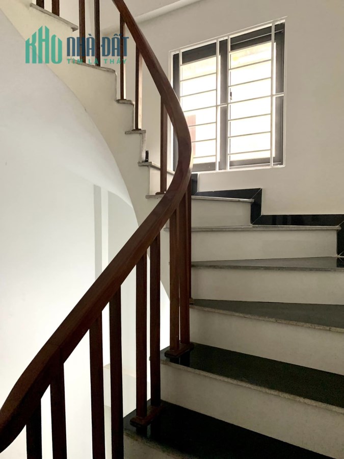 Bán nhà phố Trường Chinh Đống Đa 40m 4 tầng mặt tiền 5m ngõ thông gần ô tô ở ngay nhỉnh 4 tỷ lh