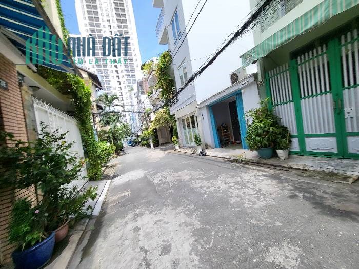 🔥🔥TRUNG TÂM Q10 - HẺM XE HƠI 6M – 72M2 ( 3,6X18) NỞ HẬU – 4TL -BTCT